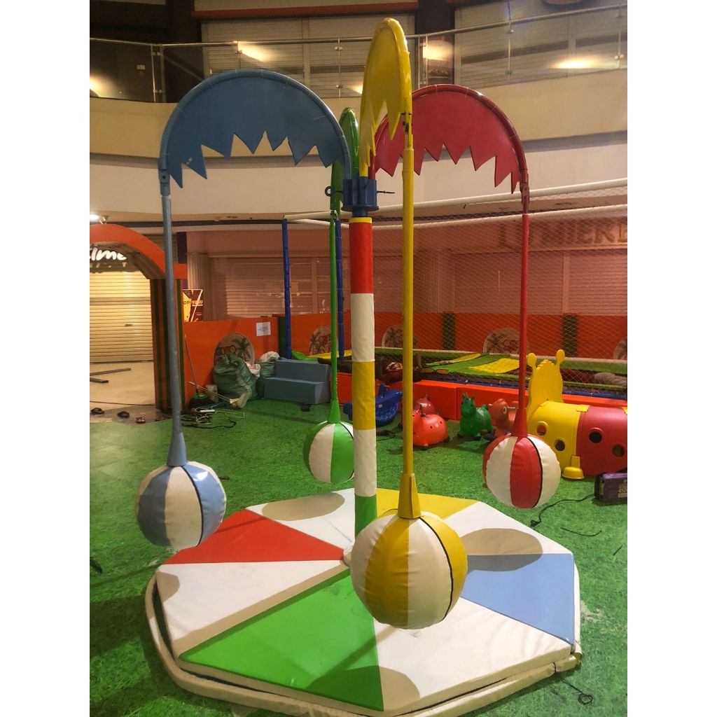 wahana playground indoor coconut palm