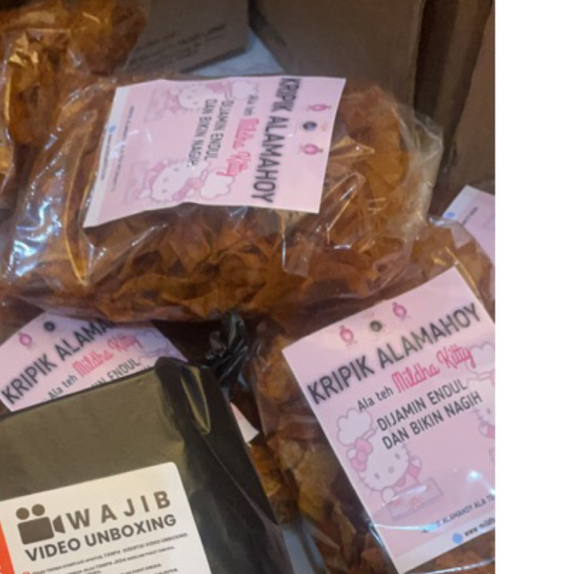 

KRIPIK ALAMAHOY GURIH PEDAS MILDHAKITTY