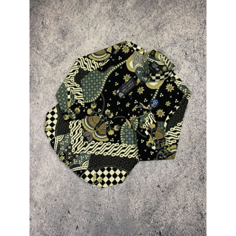Kemeja Pria Lengan Panjang Motif Print Kemeja Lengan Panjang