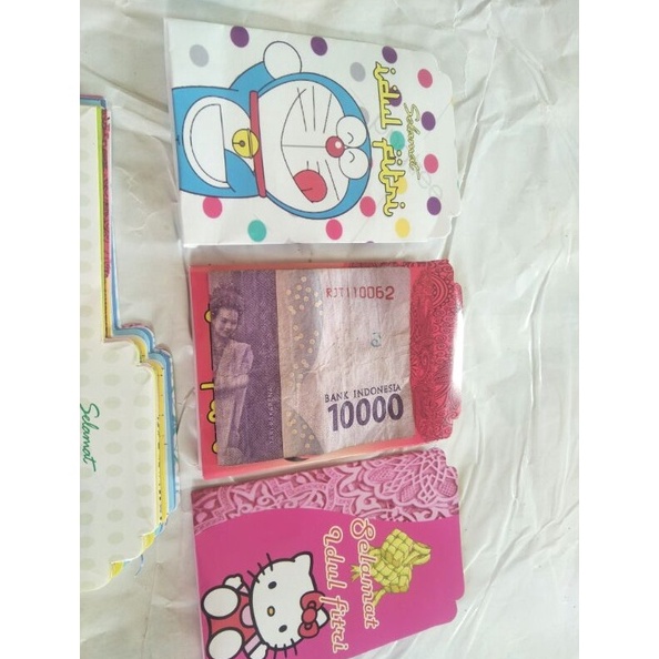 

12.12 Brands Festival Amplop lebaran medium 100pack(isi 10) !