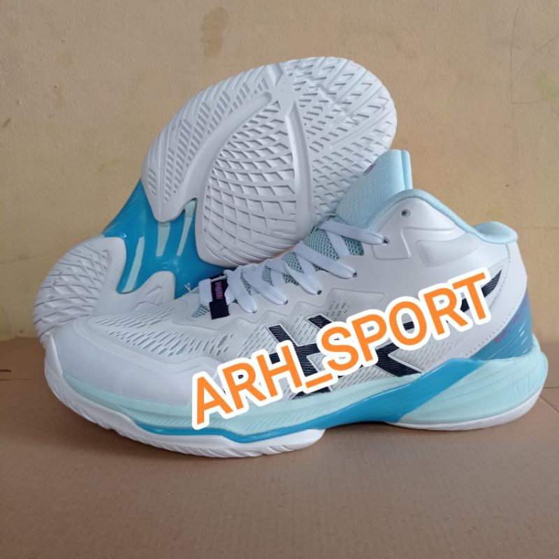 Sepatu volly cewek free kaos kaki/sepatu sky elt cewe import