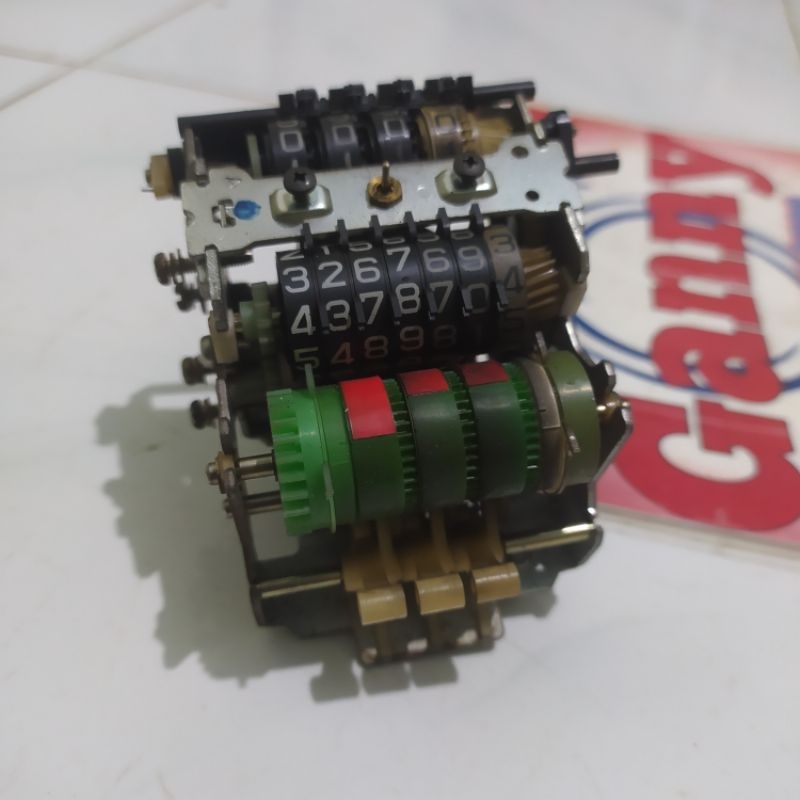 MESIN KECEPATAN KM SPIDOMETER MOBIL HONDA ACCORD executive 82-85 original bekas