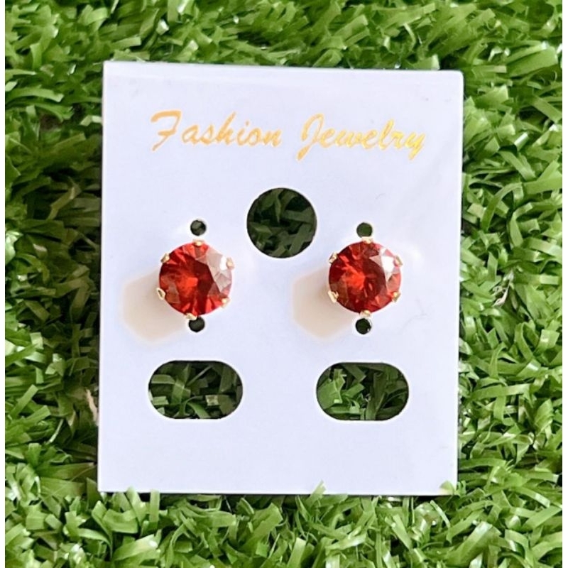Anting tusuk titanium mata merah