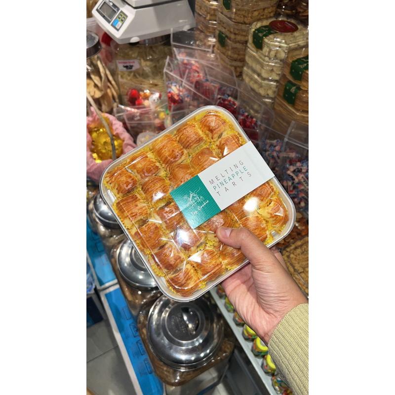 

TOP COOKIES - PINEPPLE TARTS MALAYSIA