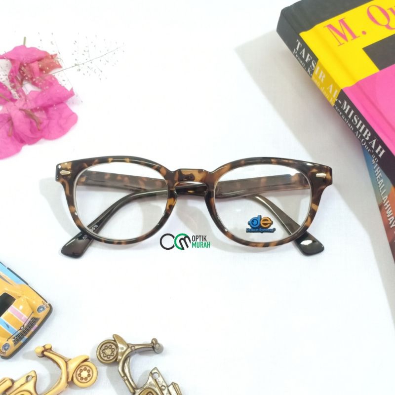 Frame kacamata wanita leopard Delbert Eyewear 5005
