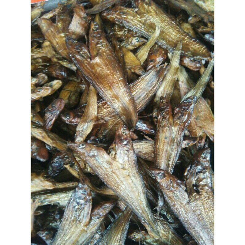 

Ikan salai selais berat 100g