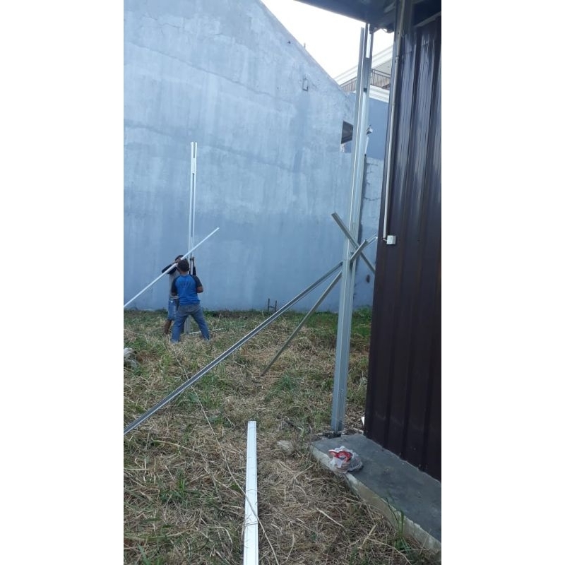 pasang atap baja ringan