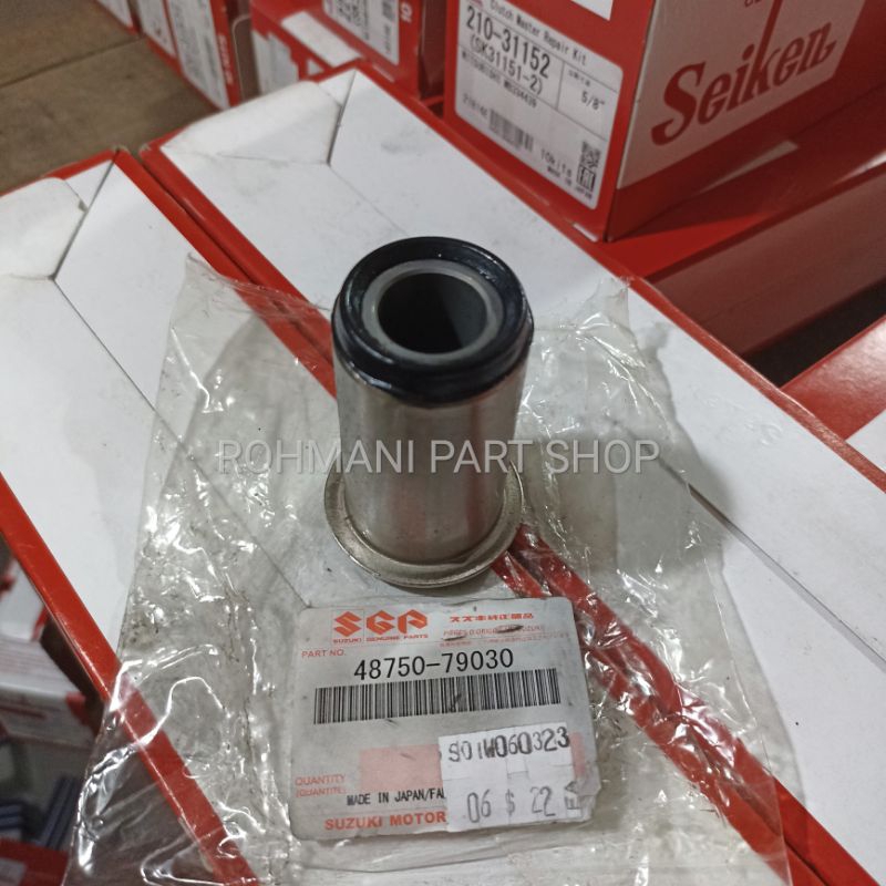 BUSHING STEER/BUSH CENTER ARM CARRY ST100 ORIGINAL SGP