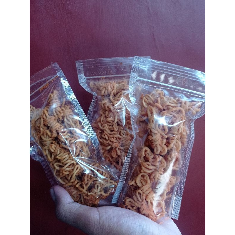 

mie gulung crispy pedas 250 gram