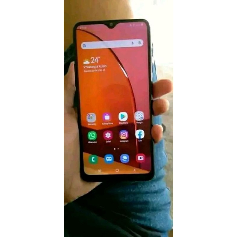 Samsung a20 normal ram 3