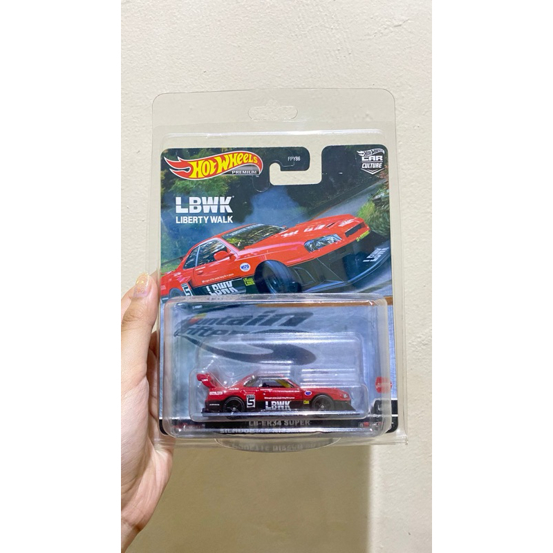 [Orderan shena_julia] Hot Wheels LBWK LB - ER34 Super Silhoutte Nisan Skyline Red