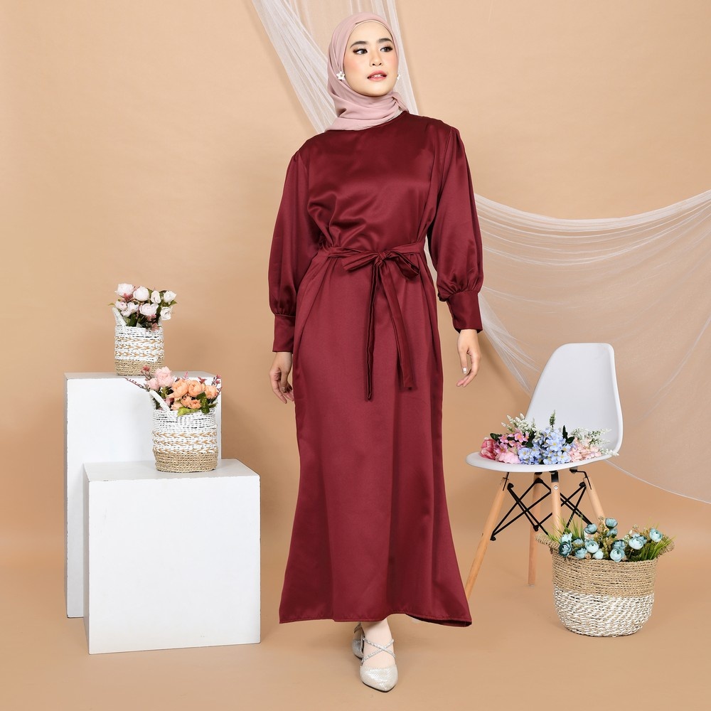 Synthesia Collections - Ariel Shiny Dress Maroon - Dress Hijab Maroon - Gamis Satin Maroon Elegan - 
