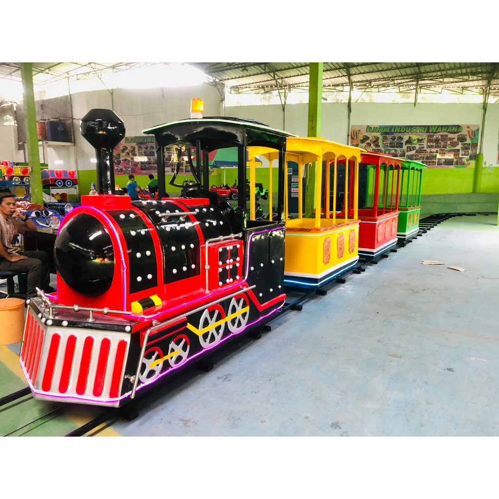 Odong odong kereta lantai mall klasik penggerak listrik