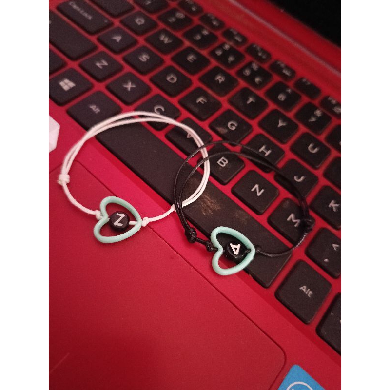 Gelang Couple love Inisial huruf (huruf bisa Request)