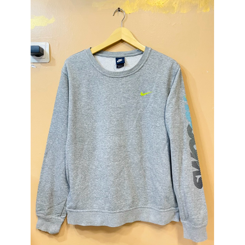 Crewneck Nike spellout grey