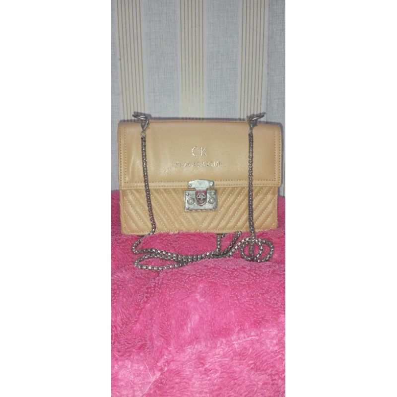 Tas Wanita Charles & Keith (Preloved)