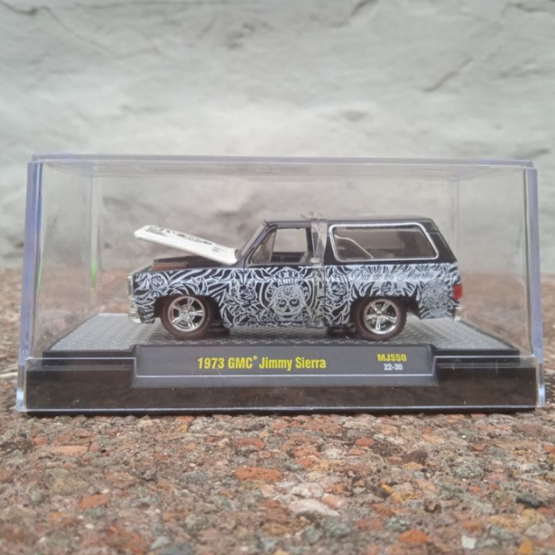 M2 machines machine 1973 GMC Jimmy Sierra hitam m2machines
