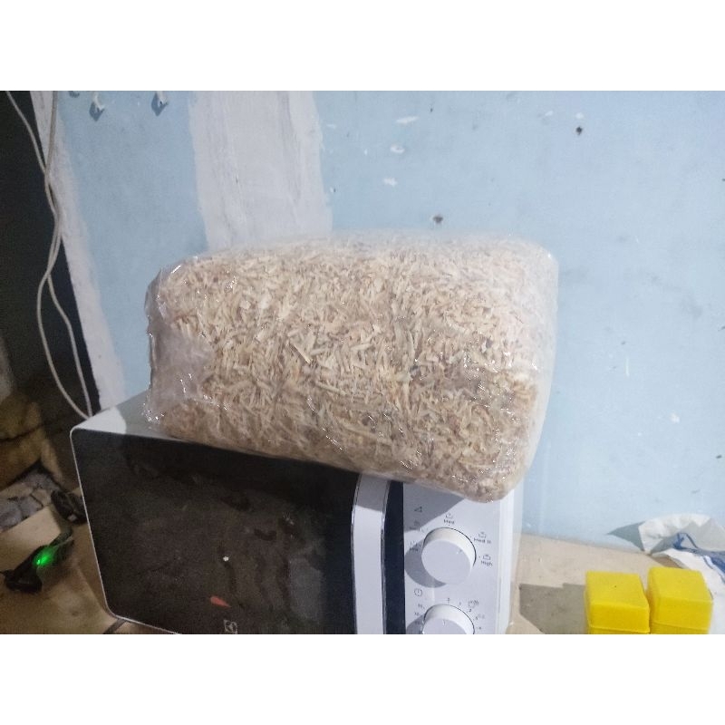 serbuk kayu hamster pinus 250gr