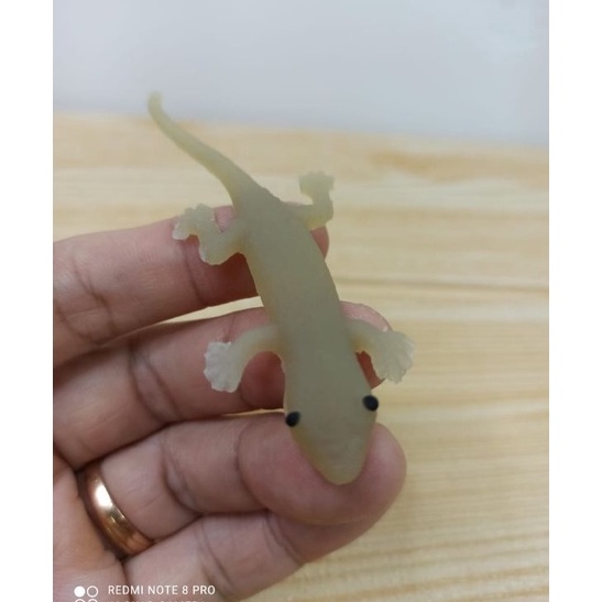 Kirim Langsung mainan cicak karet mirip asli