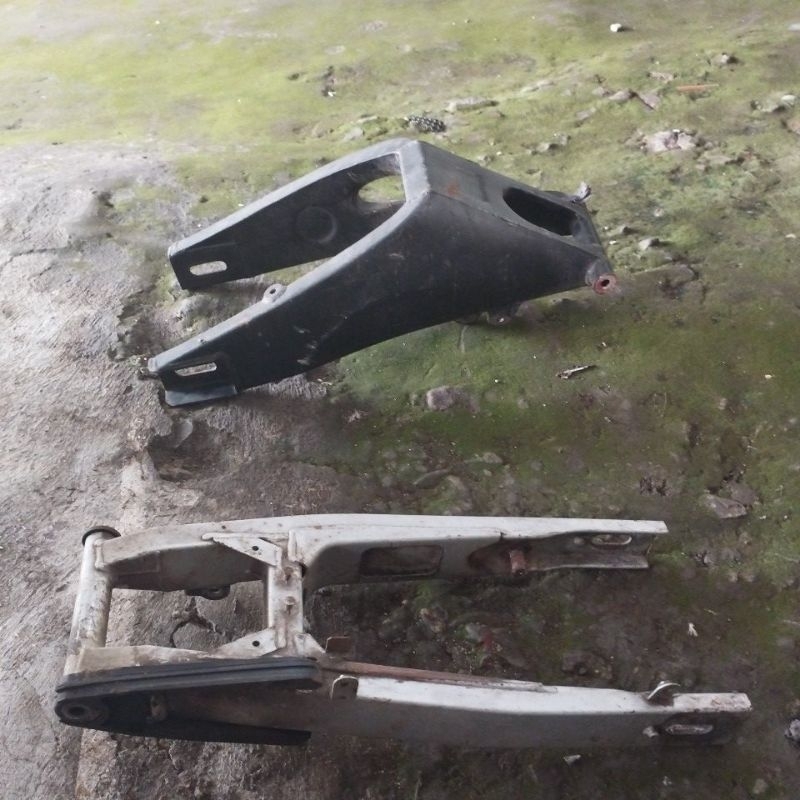 swing arm+arm vixion old