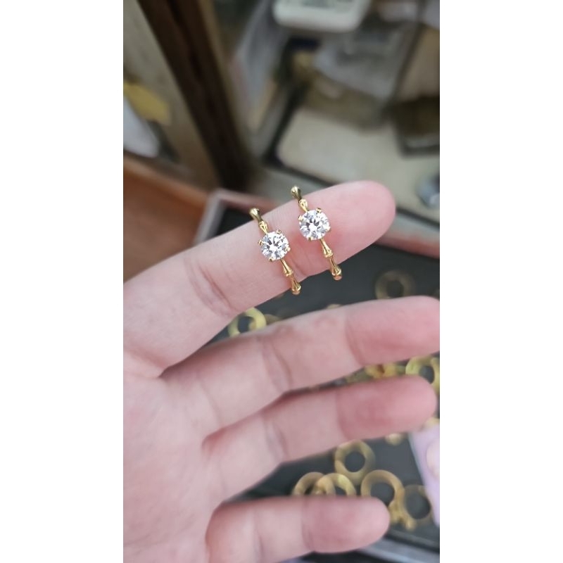 Cincin mata satu solitaire ring13 emas asli 700 70%