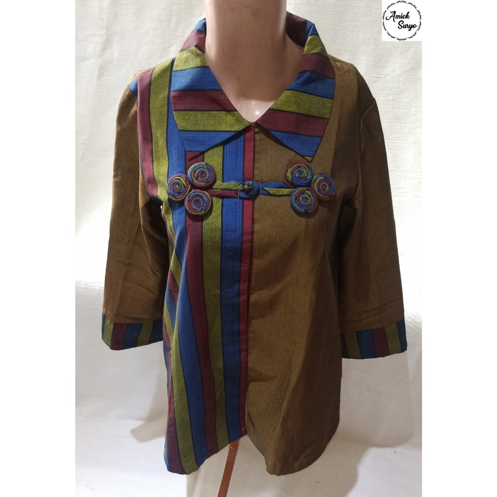Atasan Batik Wanita Lengan Panjang Coklat 111002