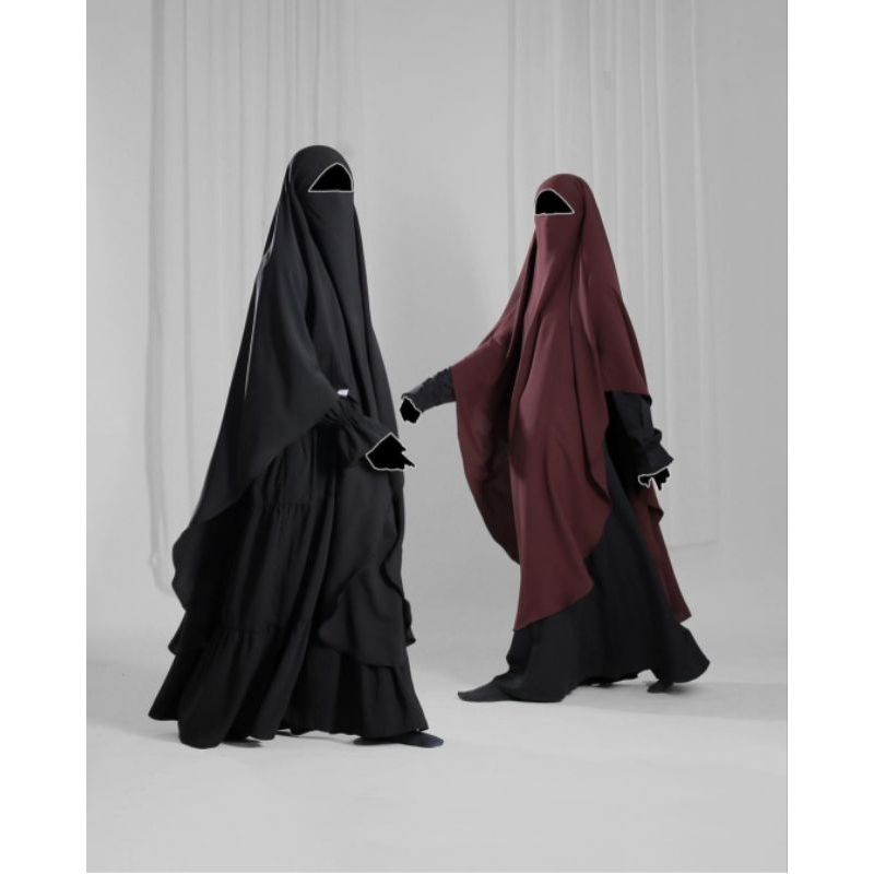 nwt fk long oval barkha black mina