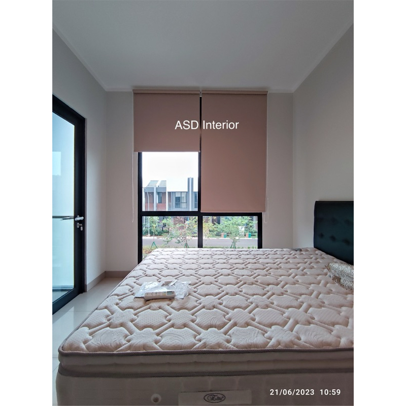 Roller Blind 100% Blackout