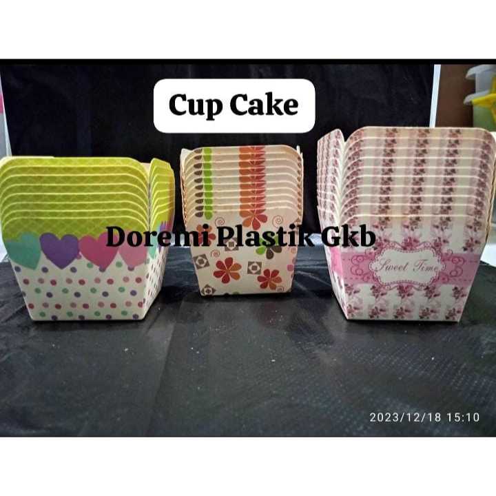 [ Isi 10 Pcs ] Paper Cup Cake Kotak Motif / Paper Cup Kotak / Hokaido Papercup