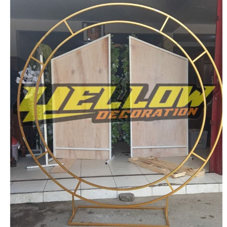 RING LINGKARAN BESI BACKDROP DEKORASI WEDDING