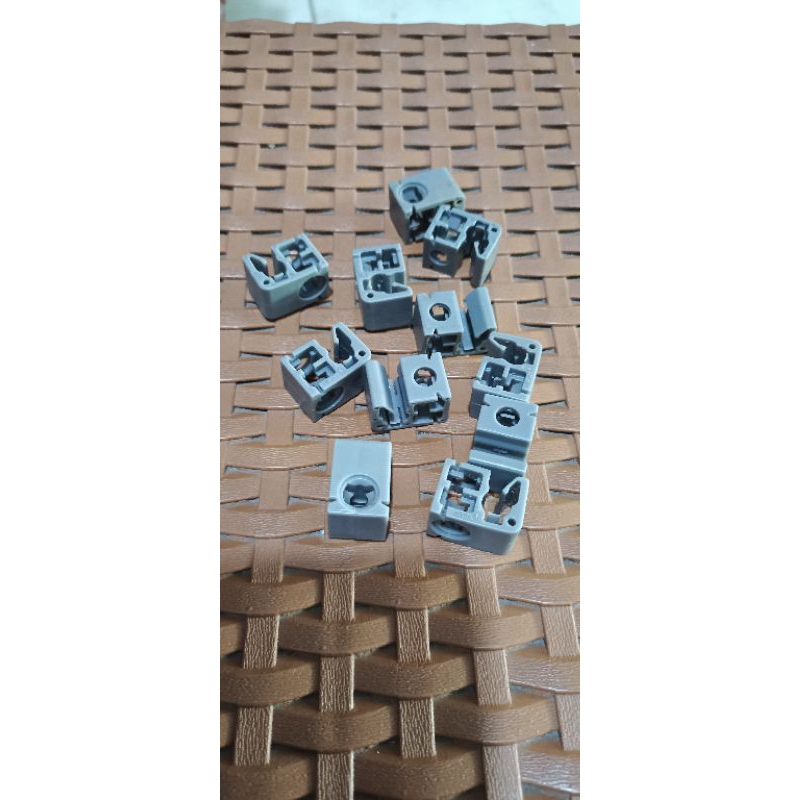 plastik jepitan kabel kabel mobil universal