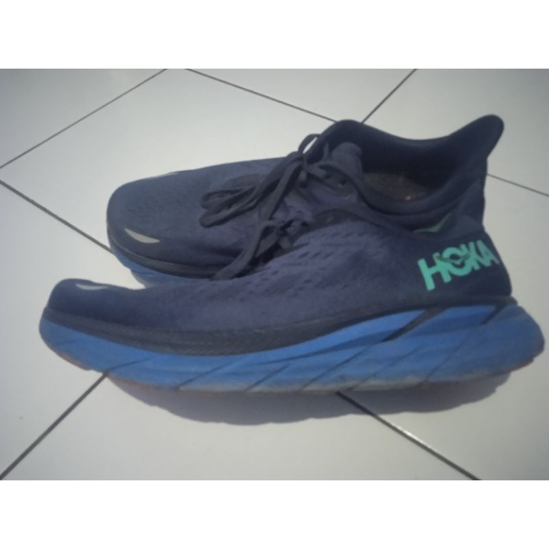 HOKA M CLIFTON 8 WIDE