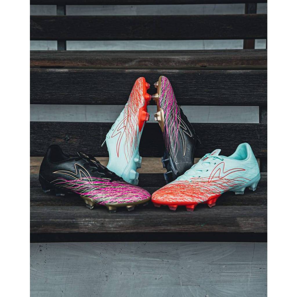 specs acceleratoor alpha nerve pro aqua fiery coral frosted/black frosted almond pink fg sepatu bola