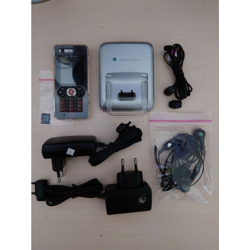Sony Ericsson Walkman W880 W880i Original Fungsi