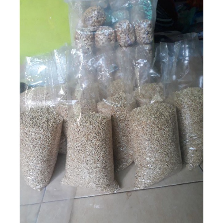 

Serba Murah Kacang mede menir 1kg