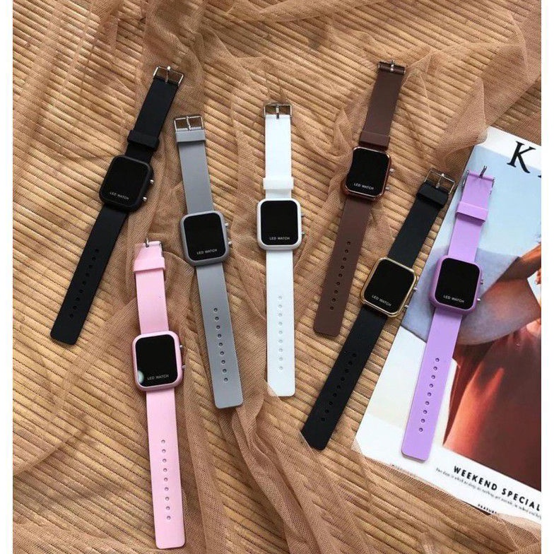 V94 PROMO Jam Tangan LED Dewasa el Korea  Tali Karet Original  Jam Tangan Pria Wanita Kotak Strap ru
