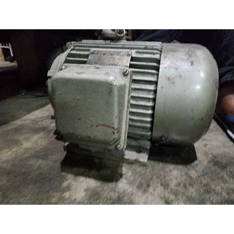 induction motor 3 phase  4 kw 2920 rpm 50 hz