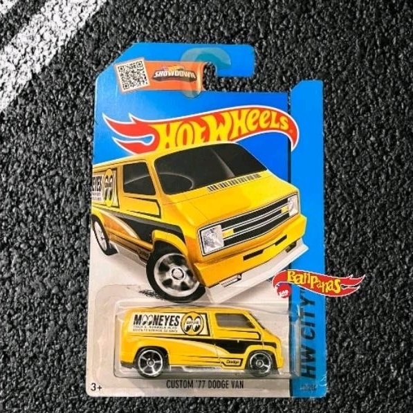 HotWheels diecast - Custom'77 Dodge Van