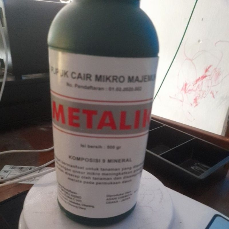 terlaris pupuk cair METALIK usi 500ML