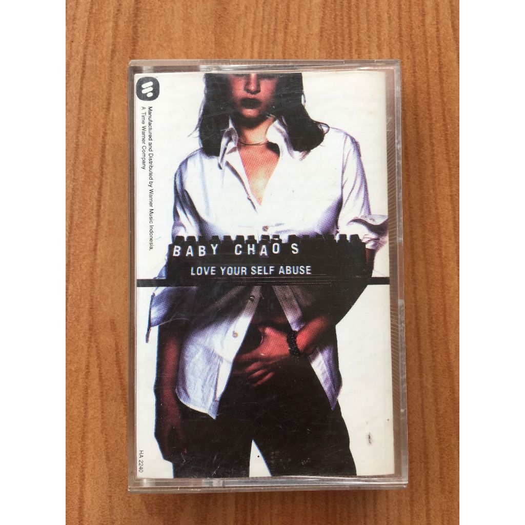 Kaset Pita: Baby Chaos, album: Love Your Self Abuse