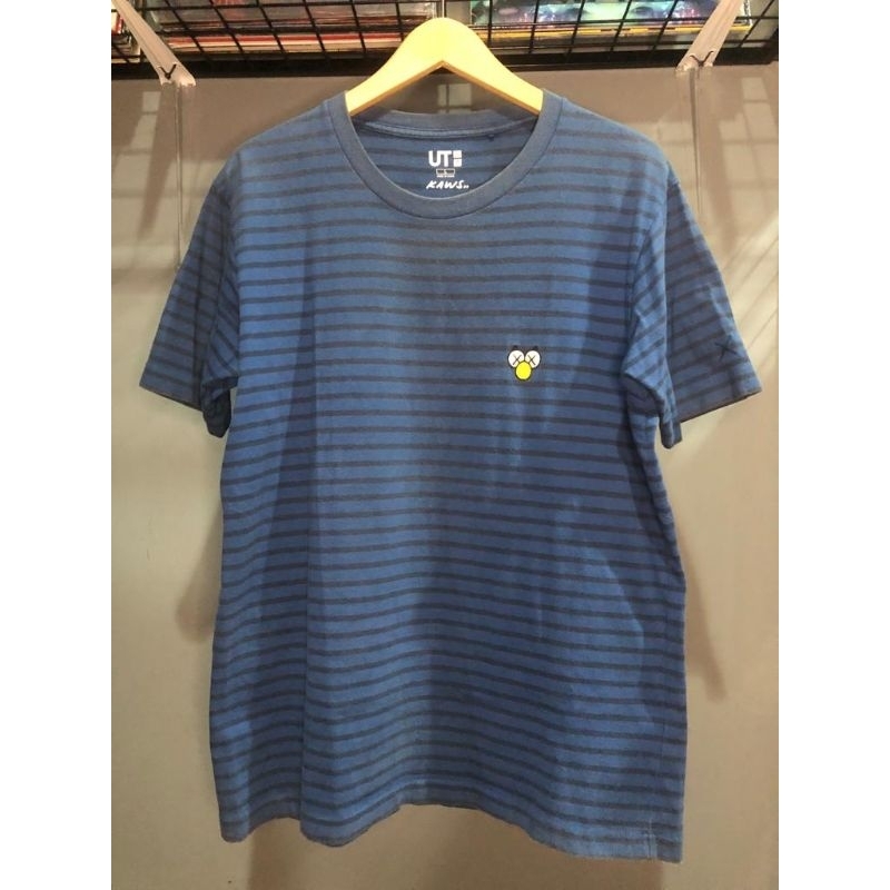 Kaos UNIQLO X KAWS