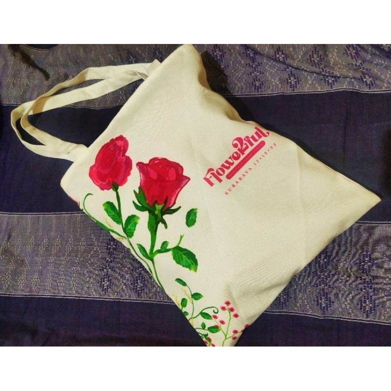 Benefit Rose JKT48 (Totebag)