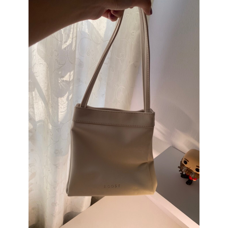 ROOSY HANDLE BAG Boleh Nego
