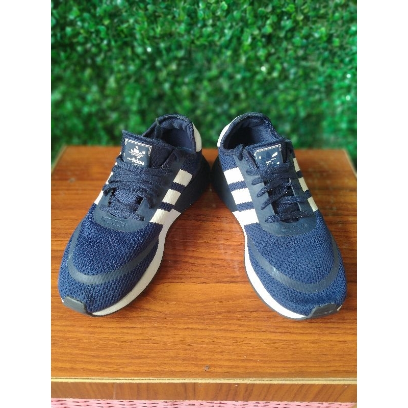 Sepatu Adidas N5923