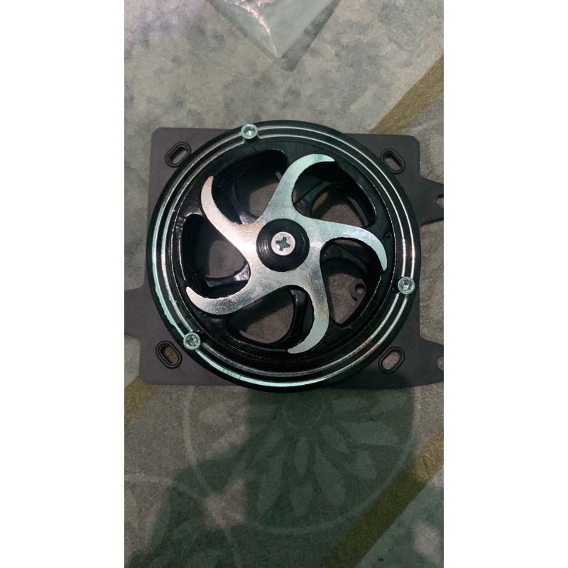 COVER RADIATOR SPINNER VARIO 125/150 LED NEW/OLD