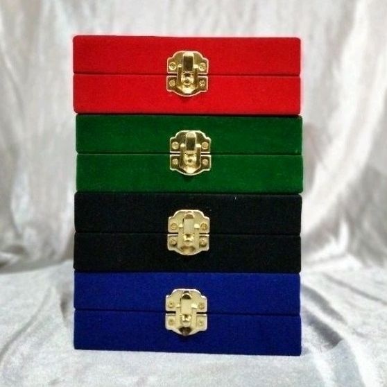 

Box Bludru Premium