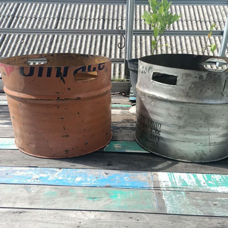 Tempat Sampah Drum besi bekas Oli