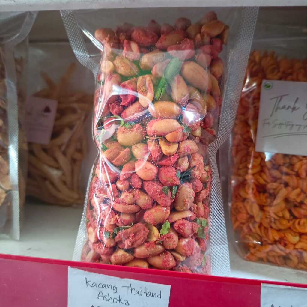 

Kacang Thai tand Ashoka I kacang pedes kacang thailand 250 gram