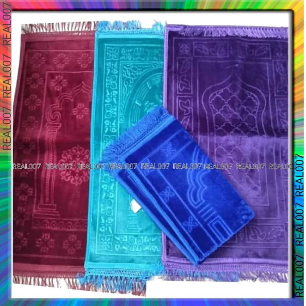 Sajadah Bulu POLOS WARNA Tebal Ukuran Besar 65 x 105 cm TANPA MOTIF Turki / Oleh Oleh Haji dan Umroh
