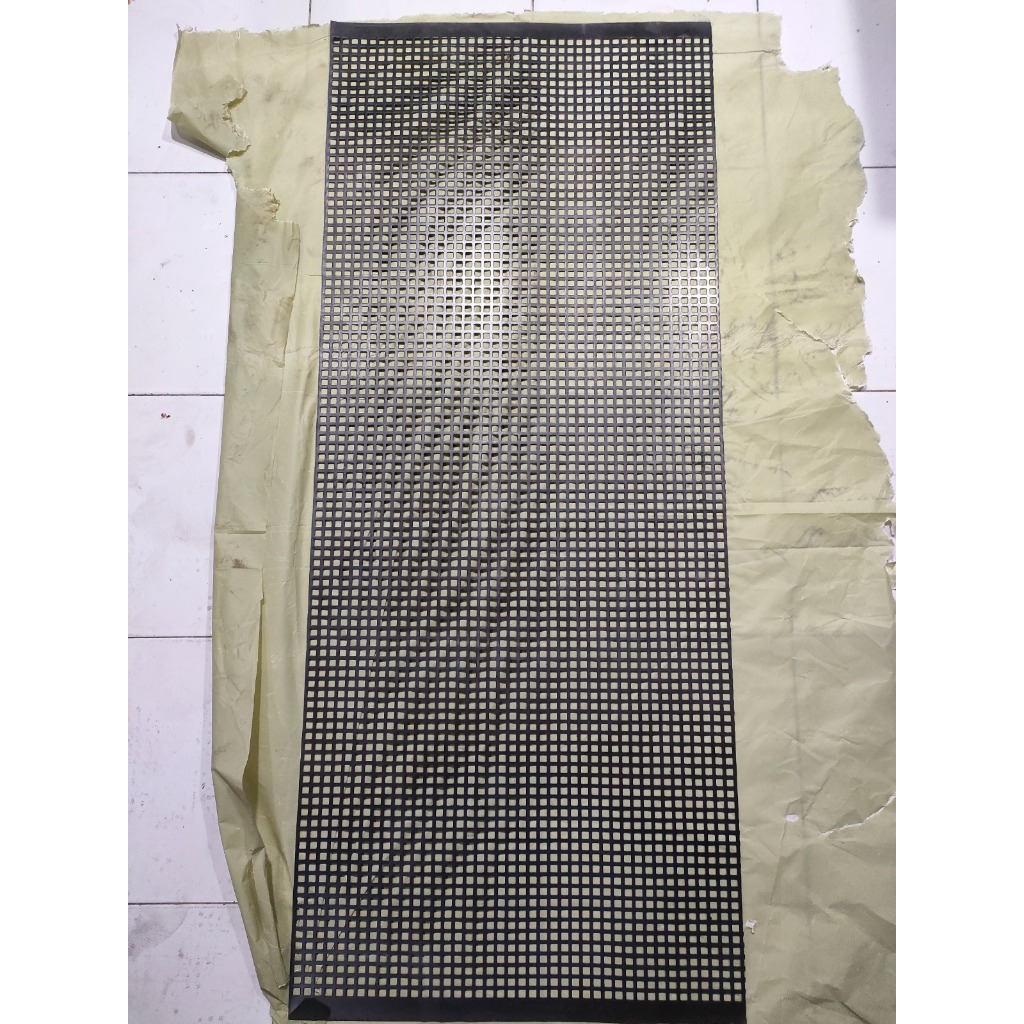 75x60 Cm  Ram gril Motif Kotak tebal 1 mm, lubang Kotak 8x8 mm